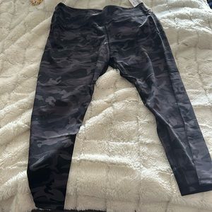 Zyia leggings